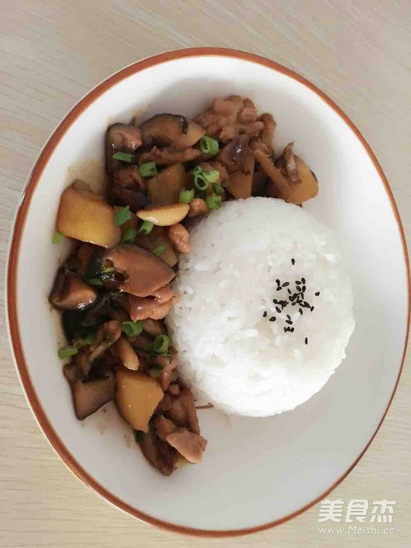 Yellow Braised Chicken Rice recipe