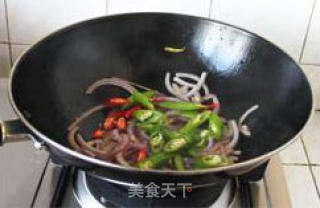 Excellent Home-cooked Side Dish-small Whitebait with Black Soy Pepper recipe