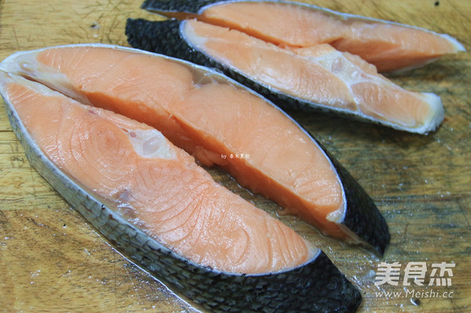 Rosemary Grilled Salmon Steak recipe