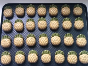 Cantonese-style Pineapple Mooncakes (the Hottest in 2020) recipe