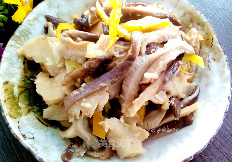 Refreshing Oyster Mushroom with Garlic recipe