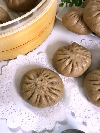 Brown Wheat Shiitake Meat Bun recipe