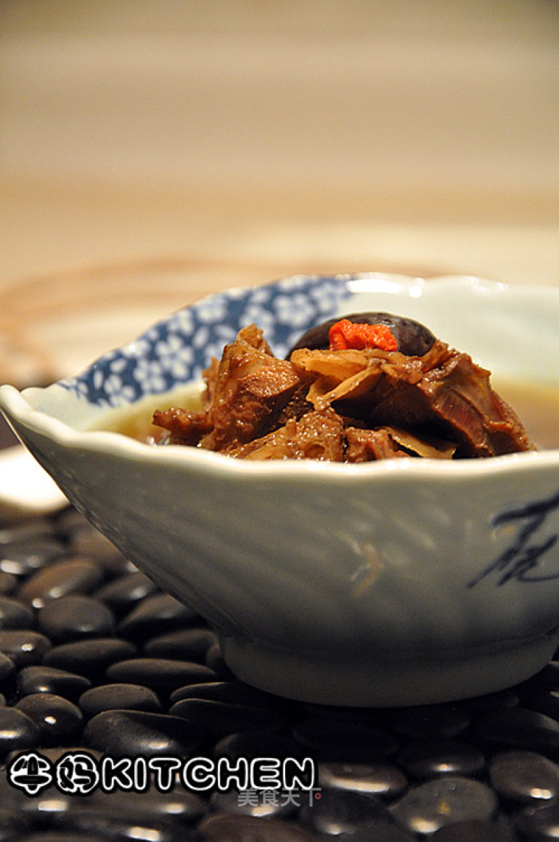 Pigeon Soup with American Ginseng recipe