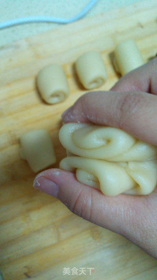 Meringue Five-core Moon Cakes recipe