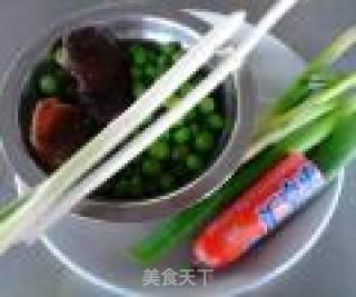 Braised Red Intestine Green Yuan recipe
