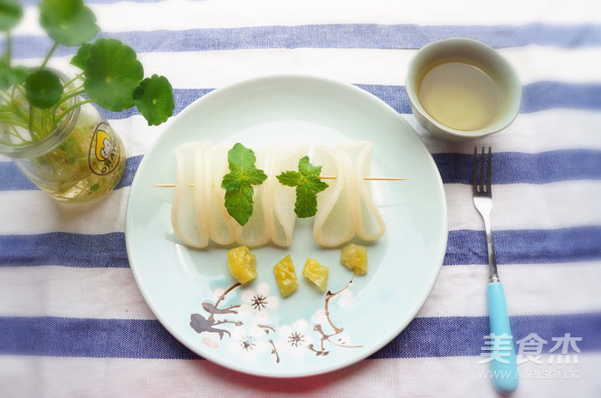 Pickled Hot and Sour White Radish recipe