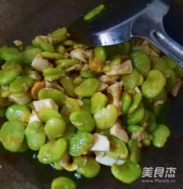 Stir-fried Green Beans with Salted Egg recipe