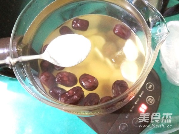 Stewed Rice Cake with Longan and Red Dates recipe