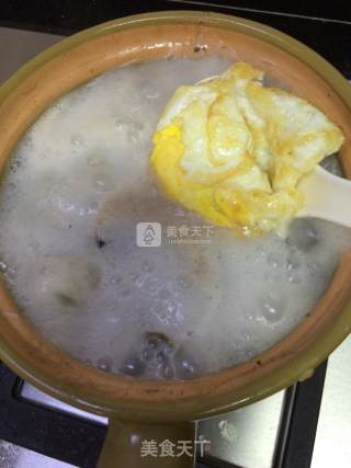 Casserole Crucian Fish Egg Soup recipe