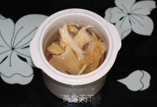 "sea Coconut Double Apricot Chuan Fritilla Soup" recipe