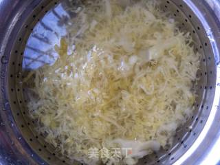 Fried Noodles with Sauerkraut recipe