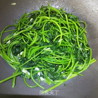 Stir-fried Sweet Potato Leaves recipe