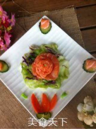 Salmon Sashimi with Hot and Sour Cabbage recipe