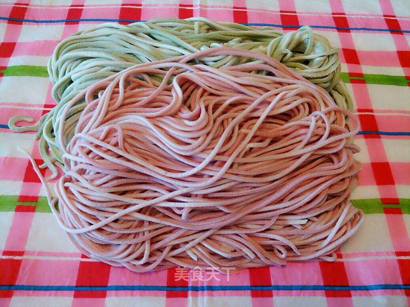 Two-color (ab Version) Vegetable Noodles recipe