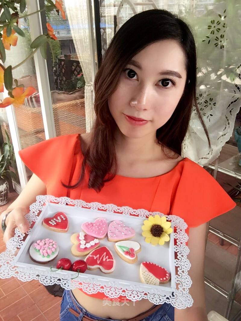 #aca烤明星大赛# Xiaoxiao, A Beautiful Chef, Works "little Biscuit of Love" recipe