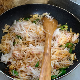 Hot and Sour Shredded Radish recipe