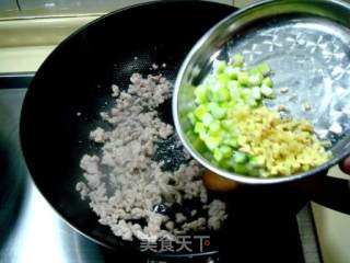 Home-cooked Dish "fried Sprouts with Coprinus Mushroom" recipe