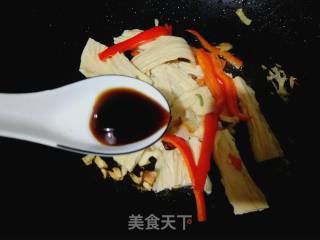 Stir-fried Yuba with Lettuce and Vegetables recipe
