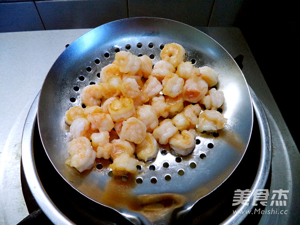 Palace Lantern Shrimp Ball recipe