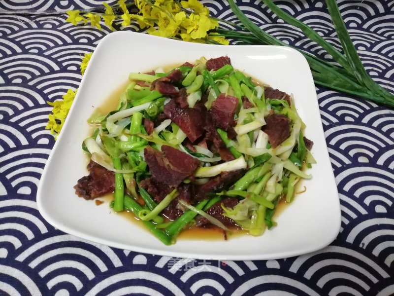 Stir-fried Beef with Garlic recipe