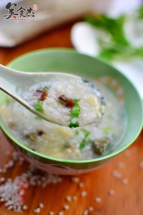 Congee with Preserved Egg and Lean Meat recipe