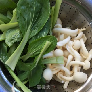 White Mushroom Tofu Soup recipe