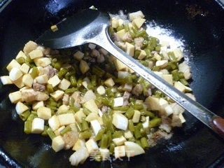 Stir-fried Rice White with Pork Belly with Sour Beans recipe