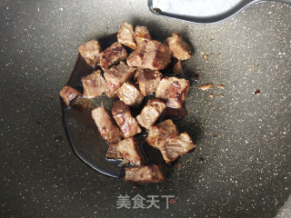Fried Beef Cubes Mixed with Fruits and Vegetables recipe