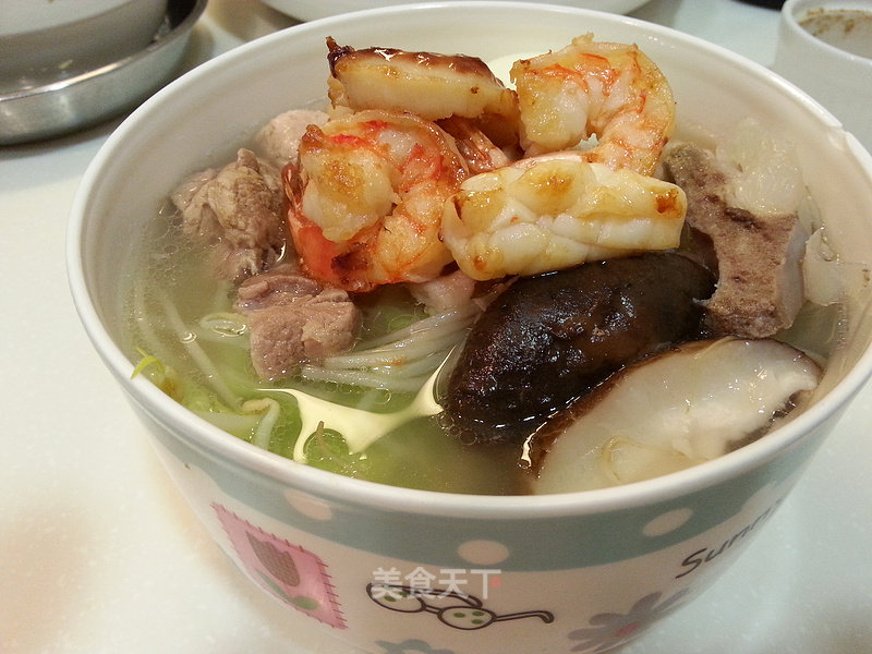 Pork Bone Soup Seafood Ramen