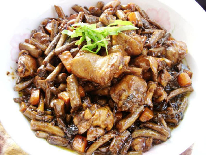 Braised Chicken Drumsticks with Tea Tree Mushroom recipe