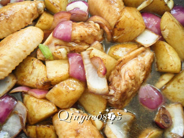 Stewed Chicken Wings with Potatoes recipe