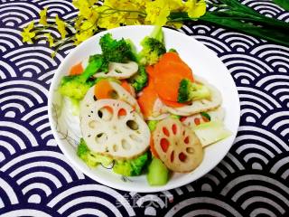 Broccoli Stir-fried Carrot and Lotus Root recipe