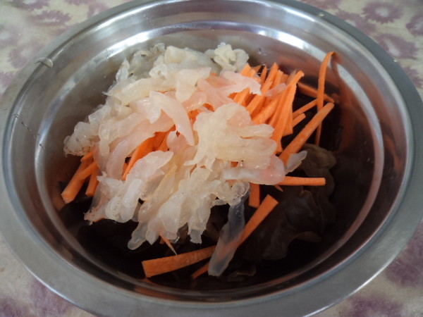 Three Silk Salad Jellyfish Skin recipe