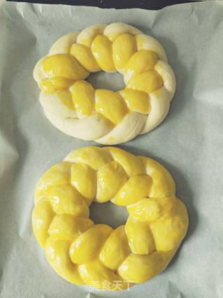 Creative Waterless Patterned Bread recipe
