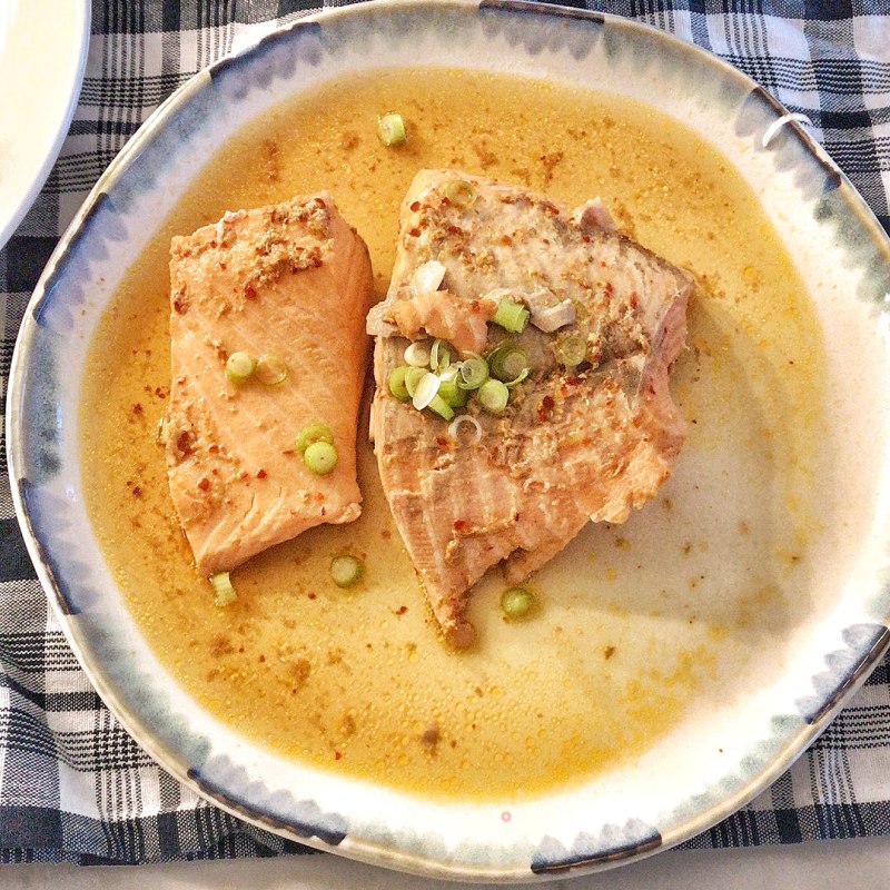 Salmon in Japanese Fresh Soup recipe