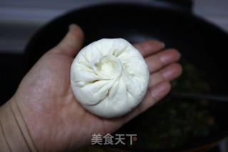 Small Cabbage Steamed Bun with Minced Pork recipe