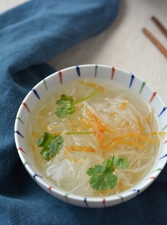 Dried Radish Fish Soup recipe