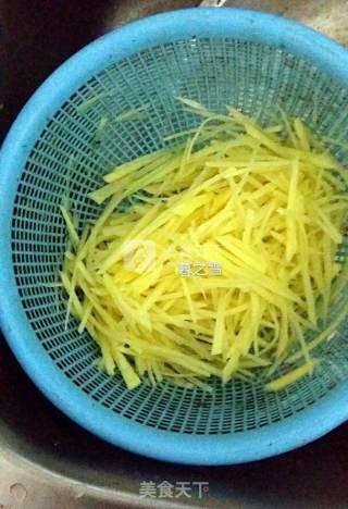 Hot and Sour Potato Shreds recipe