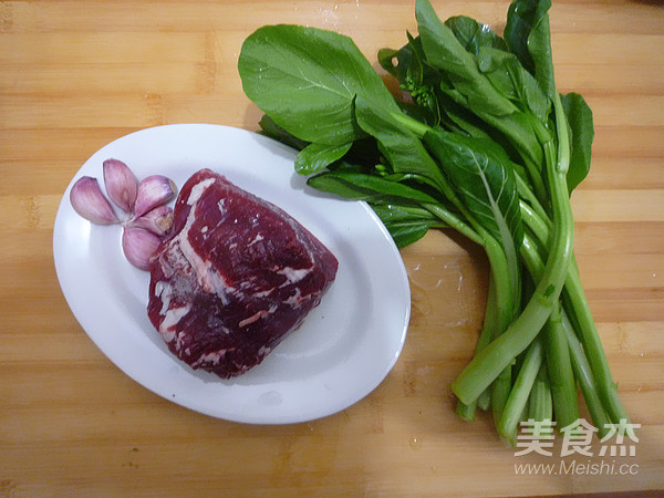 Stir-fried Beef with Choy Sum recipe