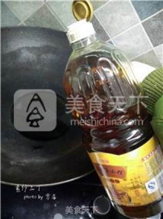 ​【the "leftovers" in The Kitchen】fried Three Diced Vegetables recipe
