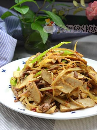 Fried Pork with Ginger and Dried Tofu