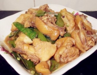 Fried Chicken with Snow Peas