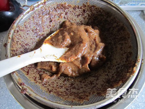 Homemade Date Puree Chrysanthemum Crisp recipe