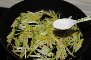 Spicy Stir-fried Garlic recipe