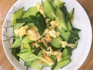 Scrambled Eggs with Cucumber recipe