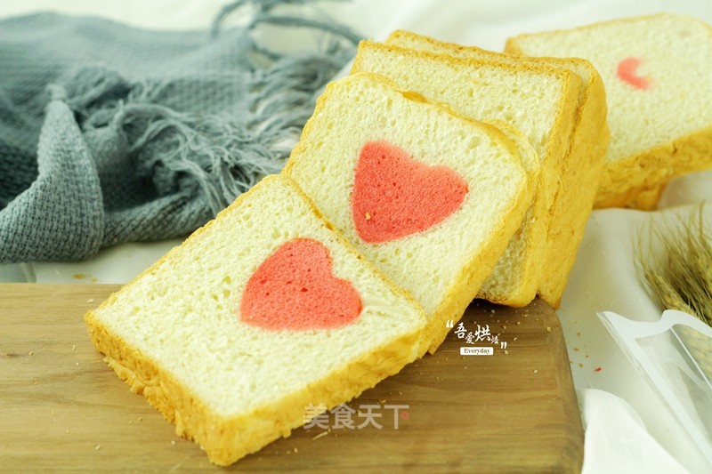 Make A Super Warm Heart for Your Family-love Cake Toast recipe