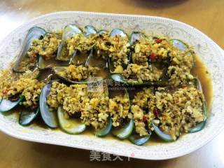 Steamed Mussels with Garlic recipe