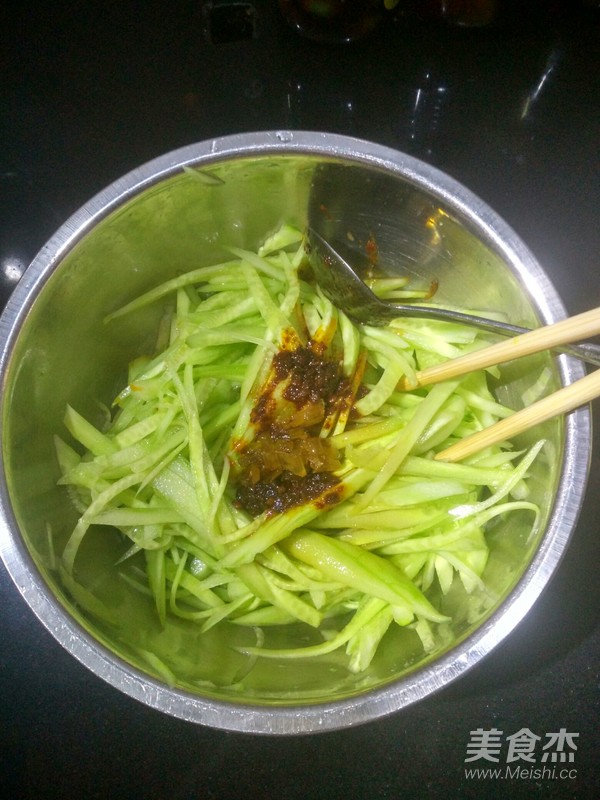 Spicy Cucumber Shredded recipe