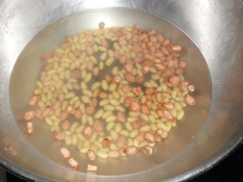 Celery Mixed with Soybeans and Peanuts recipe