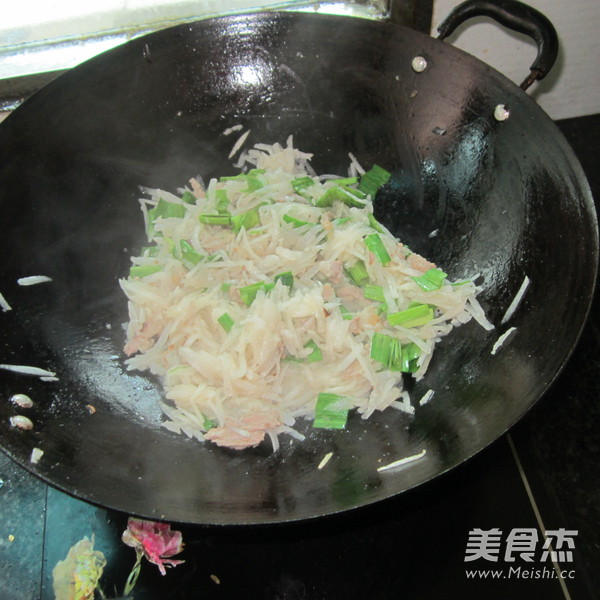 Garlic Shredded Radish recipe